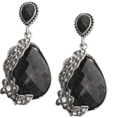 Black Elegant Earrings